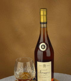 三亚高端礼品回收指南 烟酒、虫草、燕窝与购物卡的价值流转